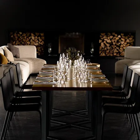 Karma House Goscienczyce Bed & Breakfast 4*