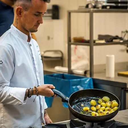 Karma House Goscienczyce Bed & Breakfast