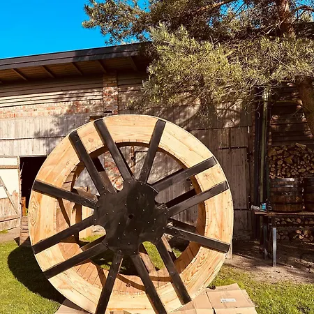 Karma House Goscienczyce Oda ve Kahvaltı Grojec (Masovia)