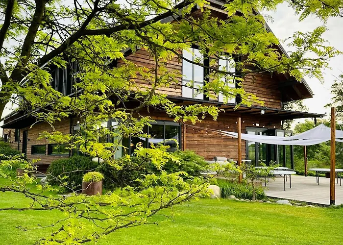 Karma House Goscienczyce Nocleg ze śniadaniem 4*